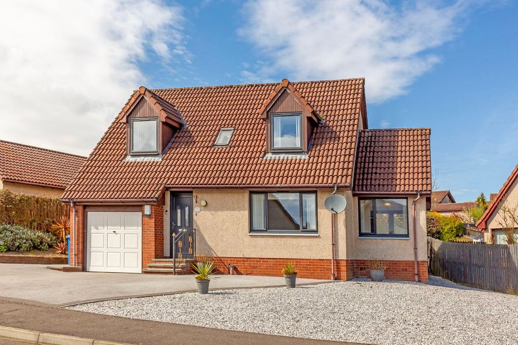 3 bed villa for saleFernbank Avenue, Windygates, Leven KY8