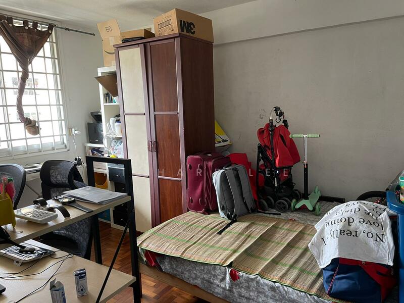 86 Commonwealth Close photo 4