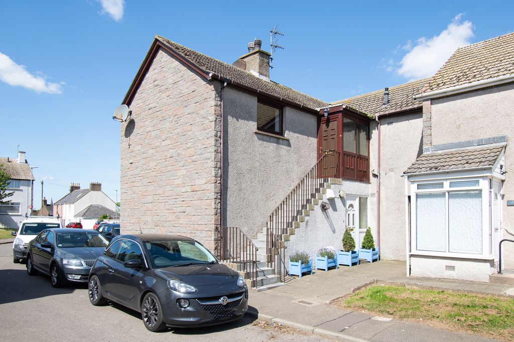 Additional image 2 of 2 bed flat for saleHillview Crescent, Montrose DD10