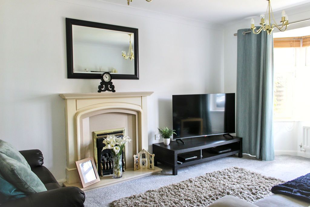 Additional image 2 of 4 bed detached house for sale16 Rankine Wynd, Tullibody FK10