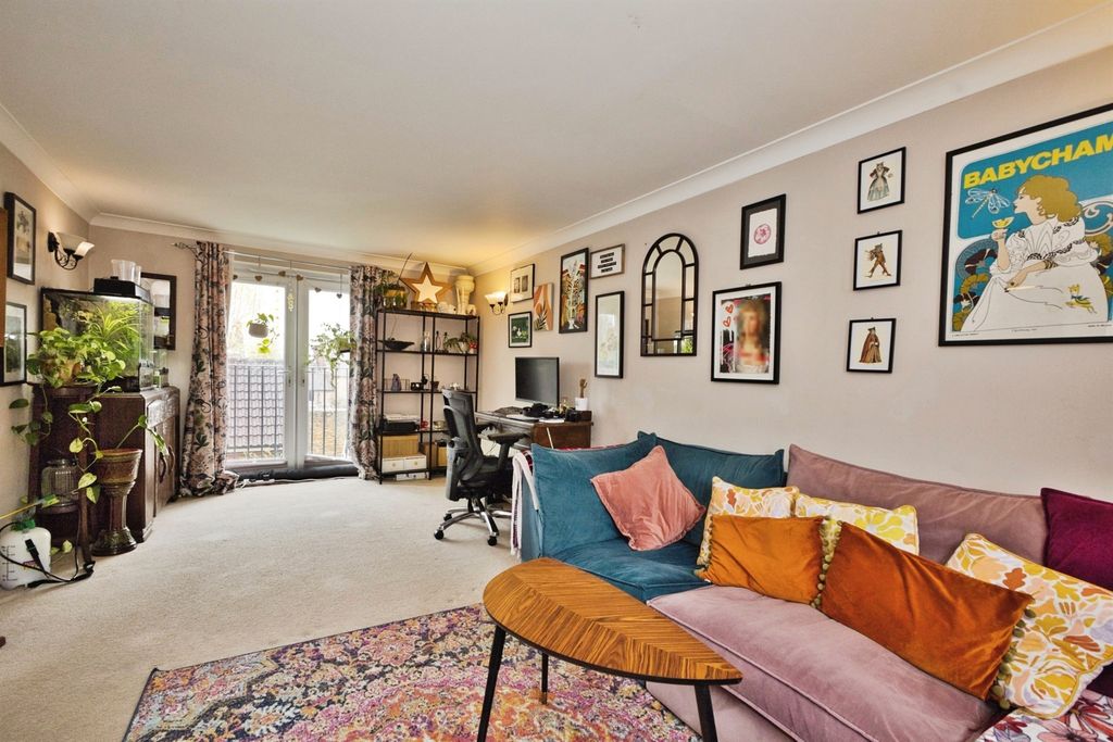 Additional image 8 of 3 bed terraced house for saleVincent Way, Martock TA12