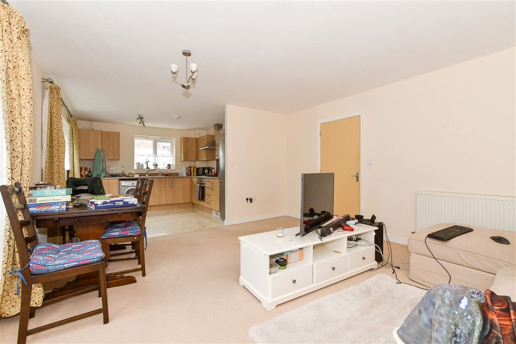 Additional image 4 of 2 bed flat for saleSpiro Close, Pulborough, West Sussex RH20