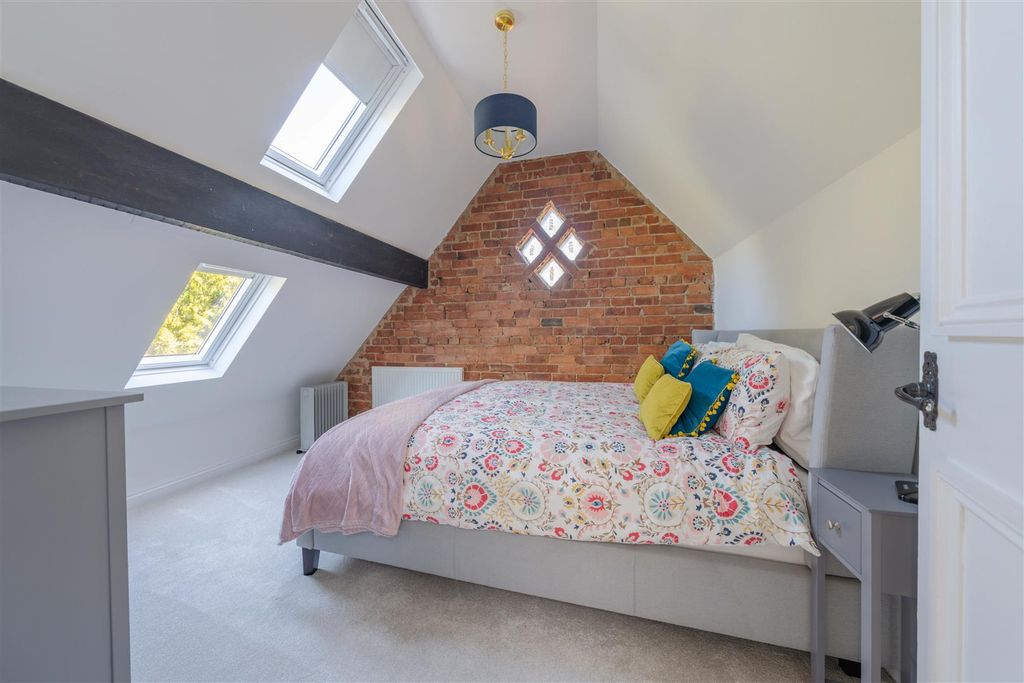 Additional image 24 of 7 bed semi-detached house for saleAbington Park Crescent, Northampton NN3