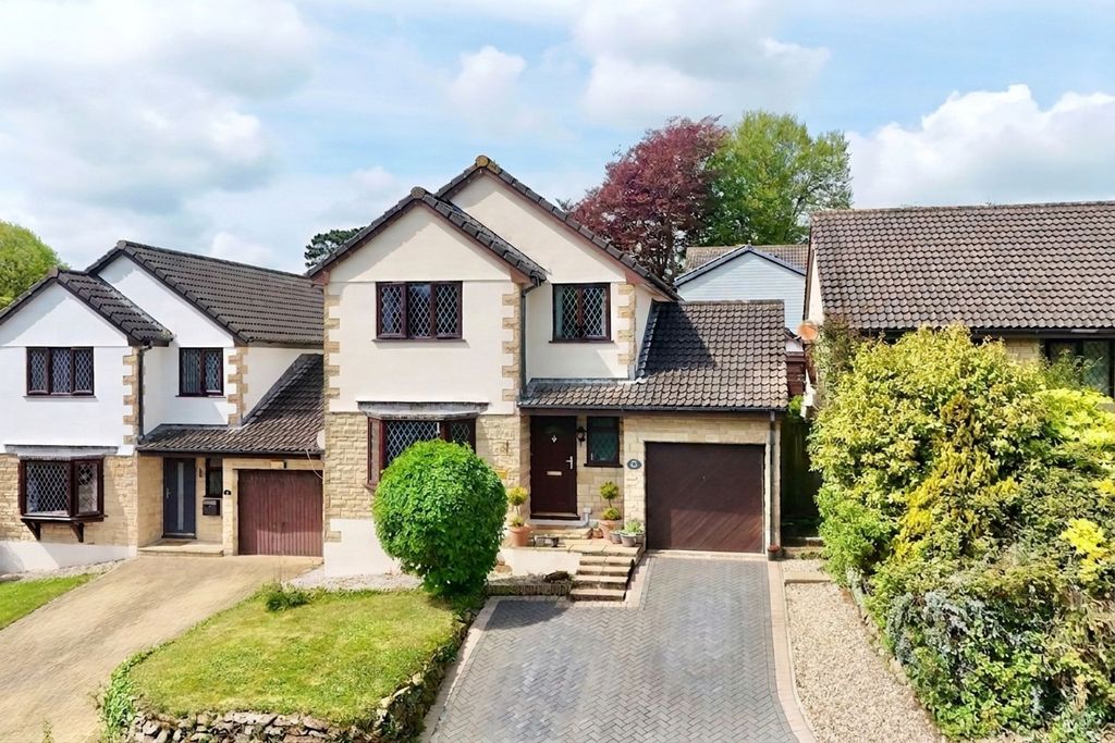 4 bed detached house for saleOld Well Gardens, Penryn TR10