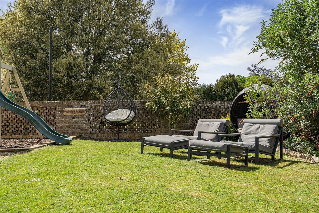 Additional image 28 of 5 bed detached house for saleBeechwood Close, Exning, Newmarket CB8