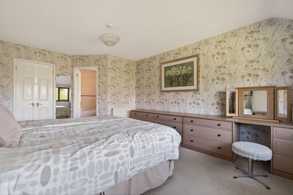 Additional image 34 of 5 bed detached house for saleBeverley Road, Leamington Spa, Warwickshire CV32