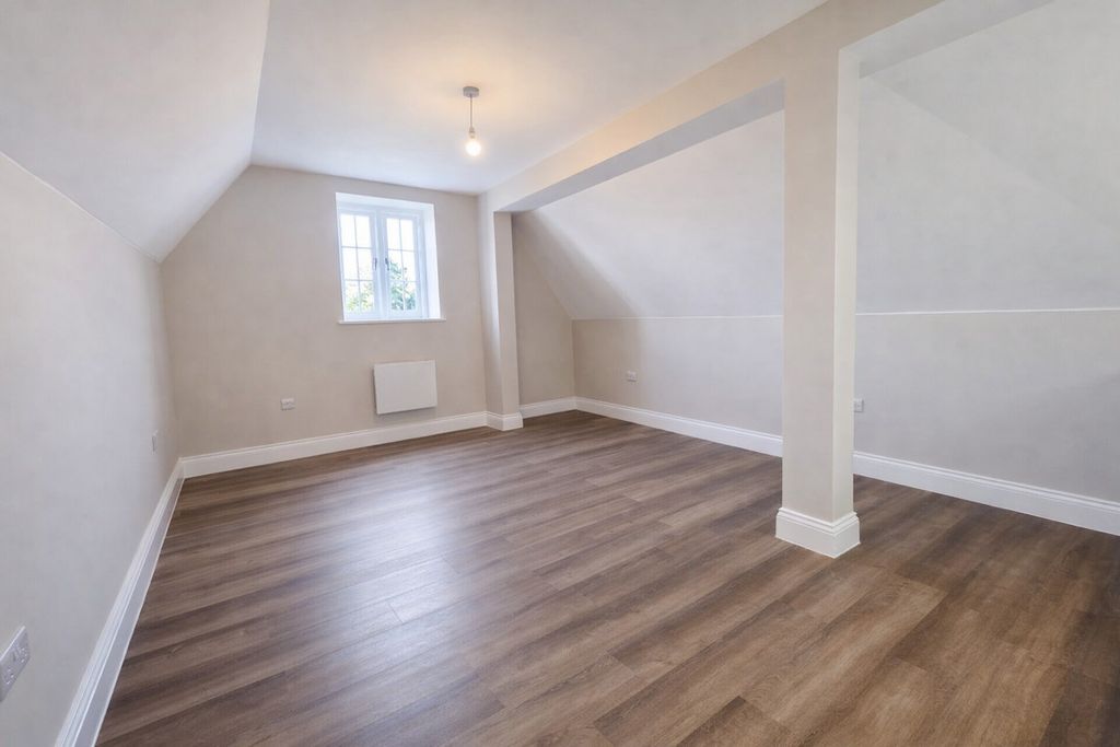 Additional image 5 of 3 bed flat for saleKent Road, Orpington BR5