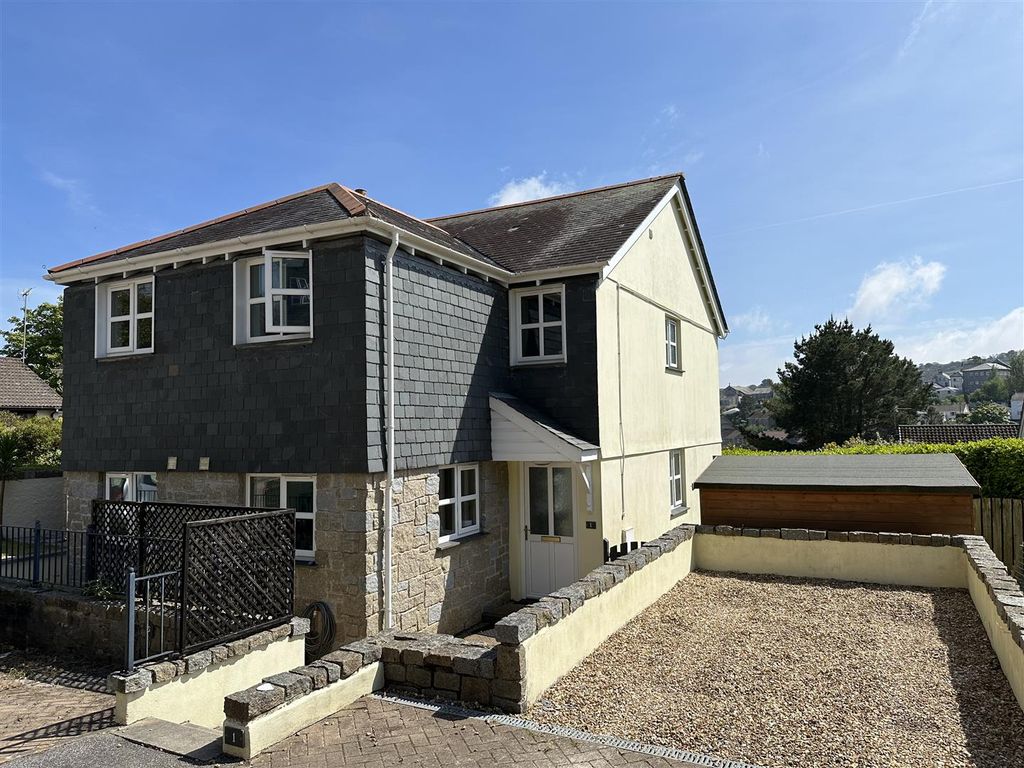 3 bed semi-detached house for saleVinery Meadow, Penryn TR10