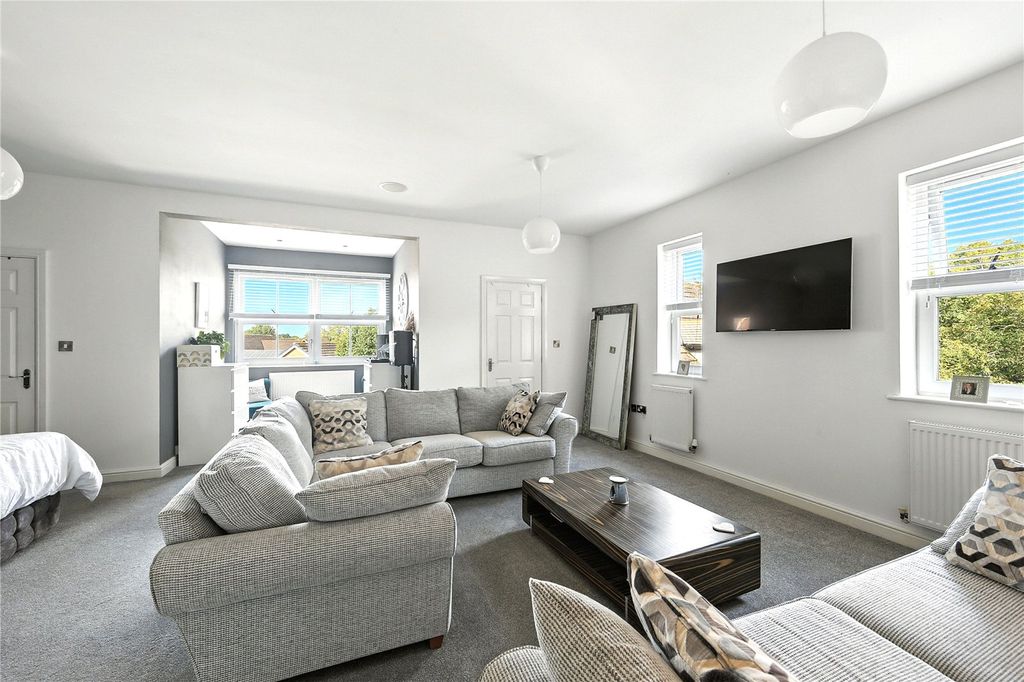 Additional image 17 of 5 bed semi-detached house for saleLondon Road, Stapeley, Nantwich, Cheshire CW5