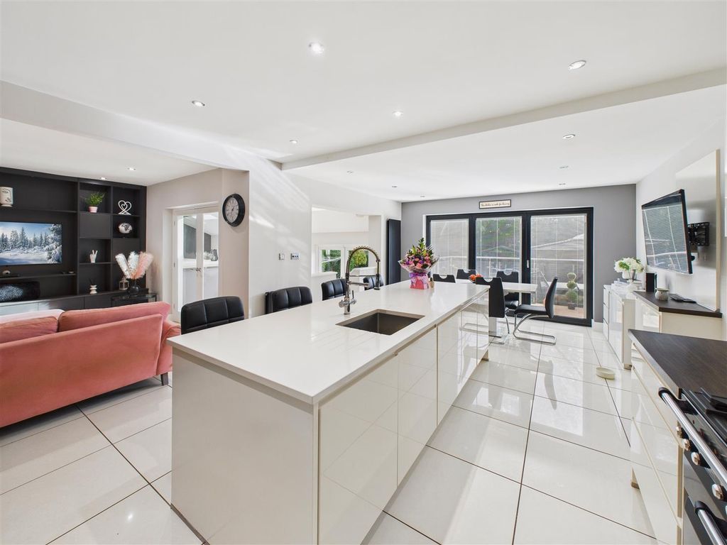 Additional image 7 of 4 bed detached house for saleAston Hall Drive, North Ferriby HU14