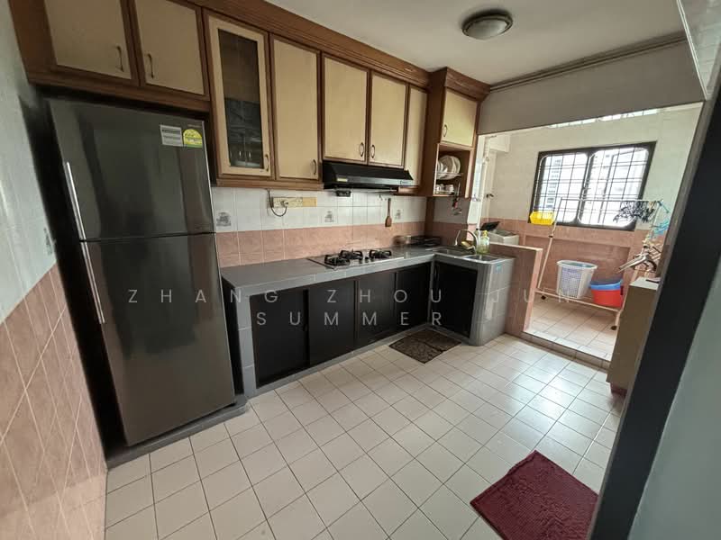 679c Jurong West central 1 photo 3