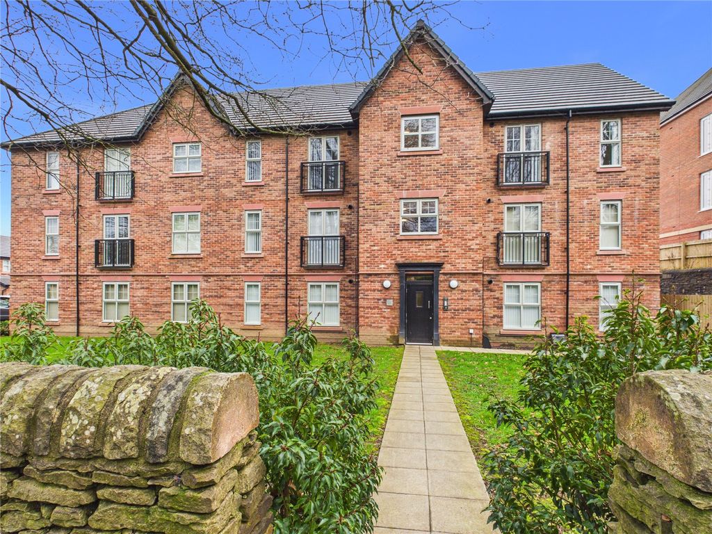 2 bed flat for saleWestminster Road, Macclesfield, Cheshire SK10