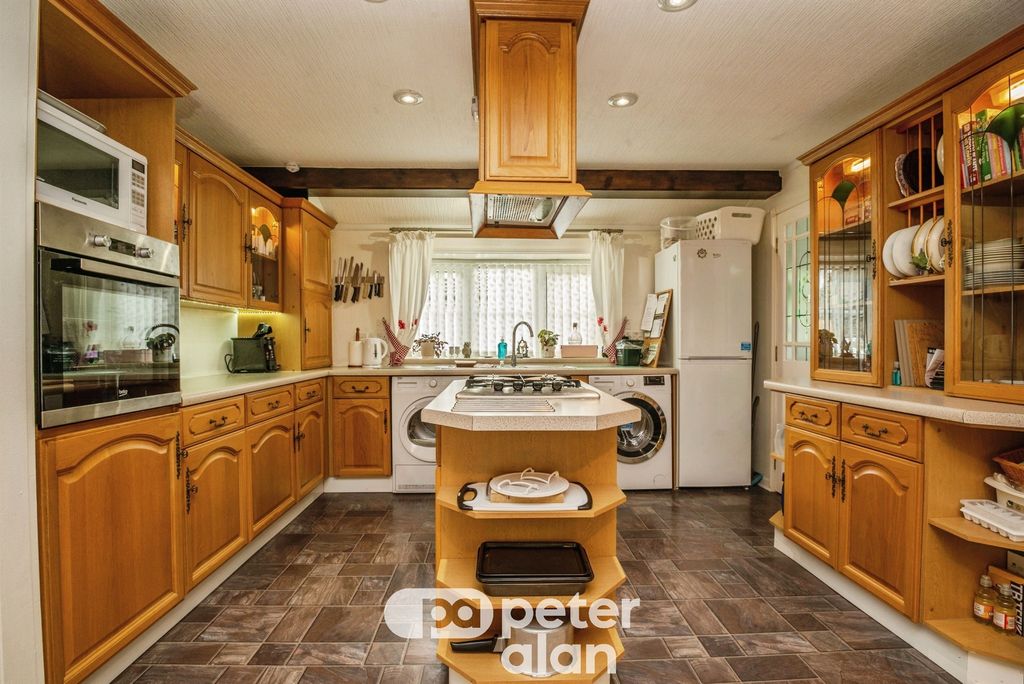 Additional image 7 of 2 bed mobile/park home for saleWoodland Park, Pontypool NP4
