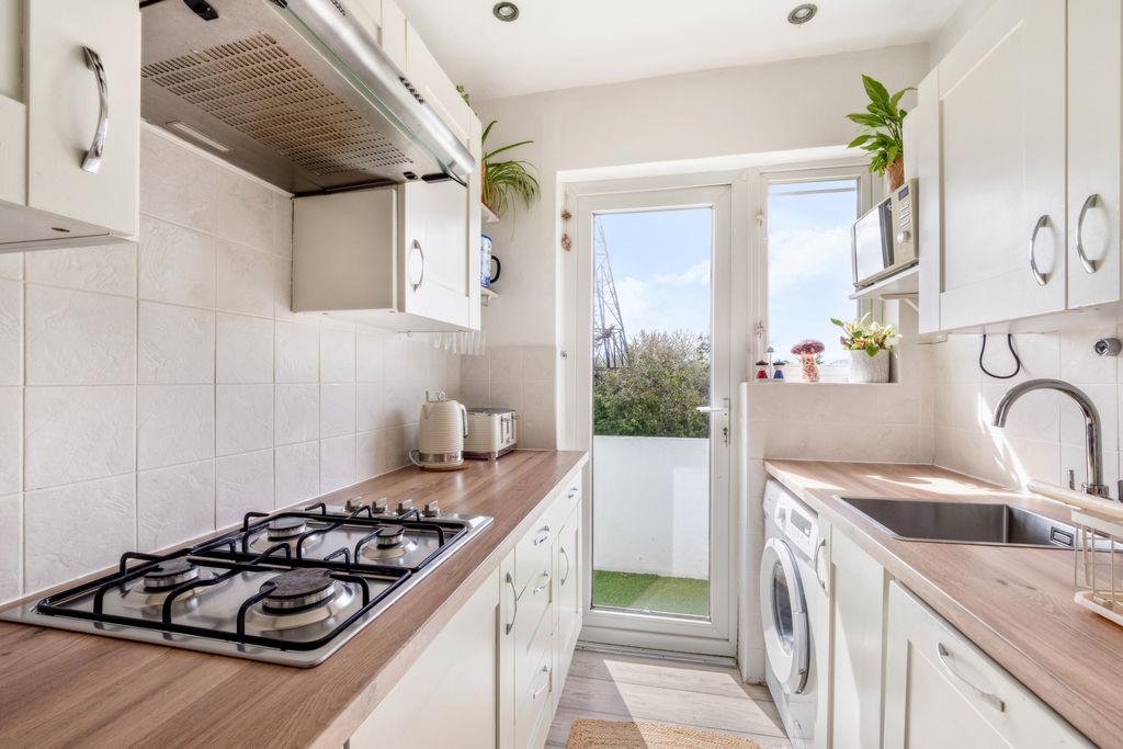 Additional image 2 of 2 bed maisonette for saleLynmouth Avenue, Morden SM4