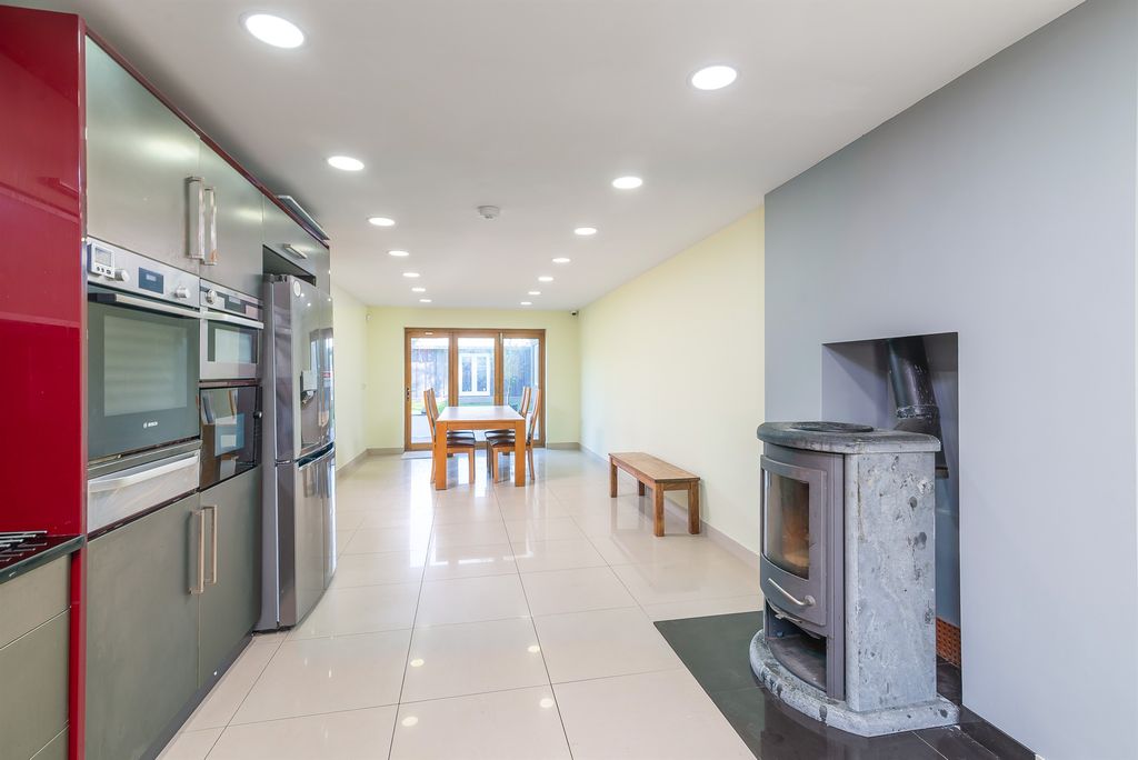 Additional image 2 of 5 bed detached house for saleLangford Road, Maldon CM9