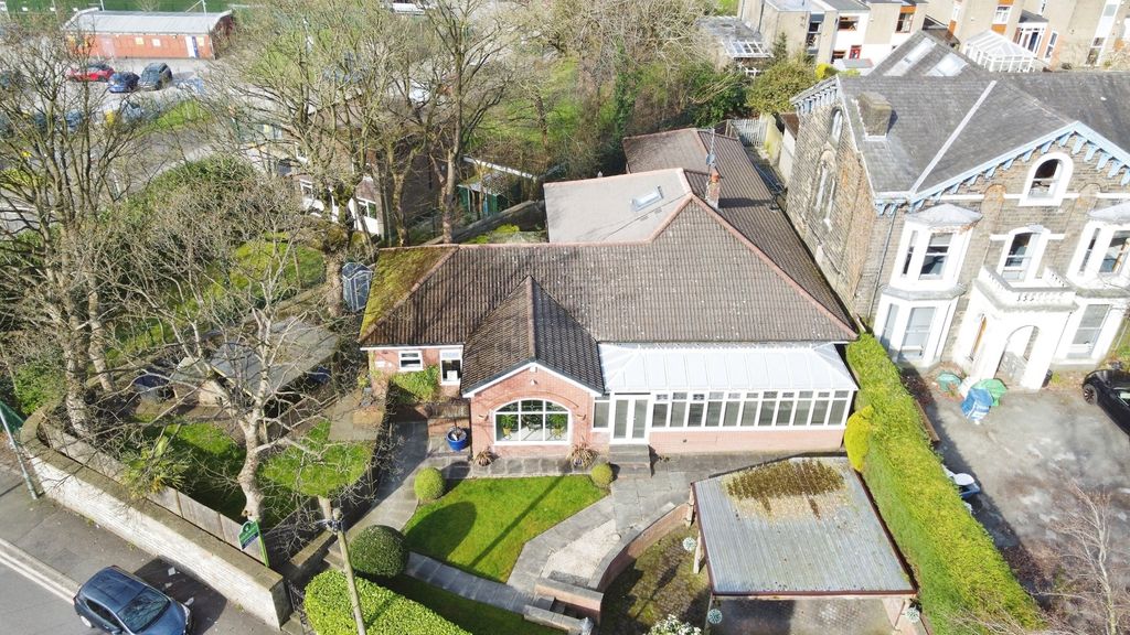 7 bed bungalow for saleBlackshaw Lane, Royton, Oldham, Greater Manchester OL2