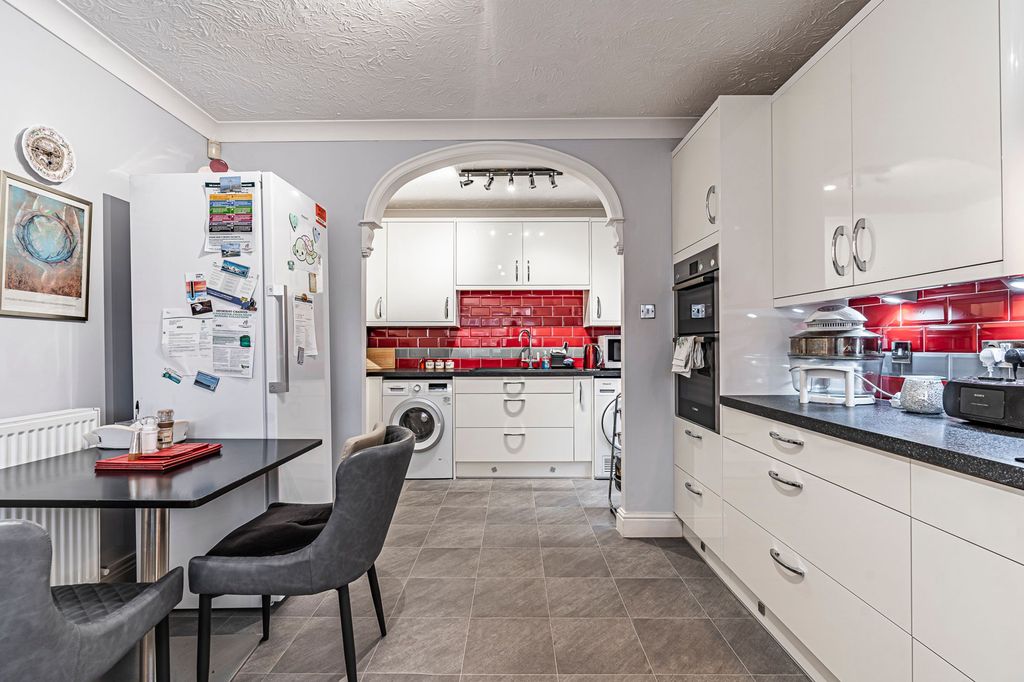 Additional image 11 of 4 bed detached house for saleHeol Glan Elai, Pontyclun CF72