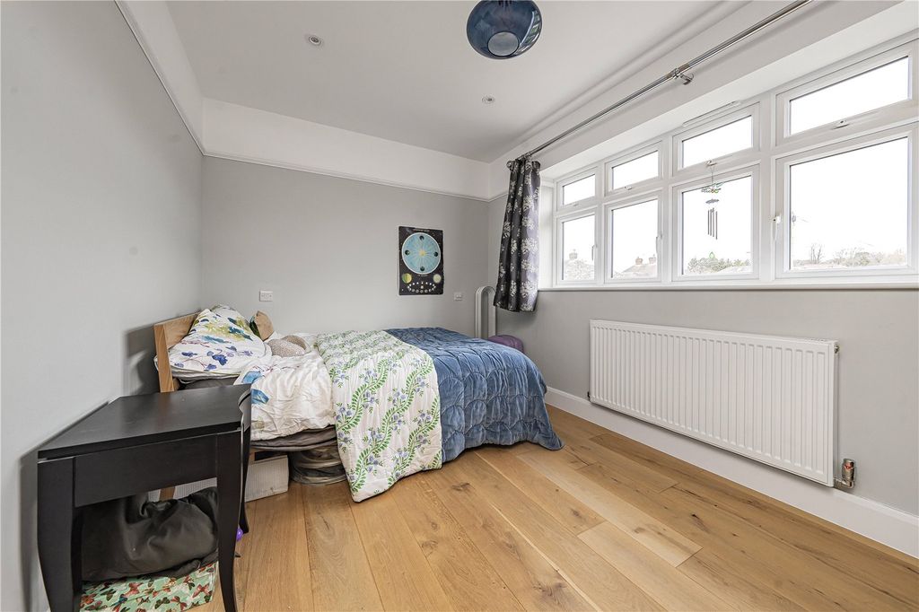 Additional image 14 of 5 bed semi-detached house for saleMatlock Way, New Malden KT3