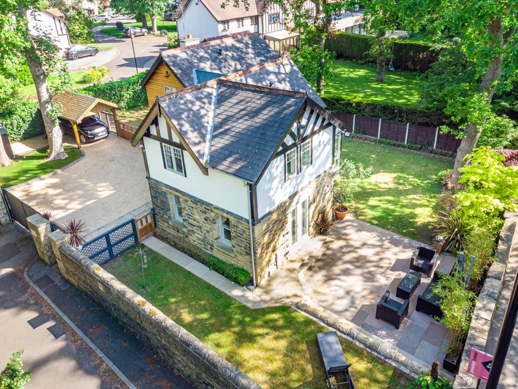 Additional image 25 of 4 bed detached house for saleWetherby Road, Leeds LS8