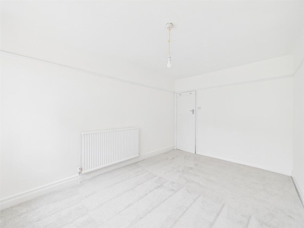 Additional image 18 of 5 bed flat for salePensby Road, Heswall, Wirral CH60