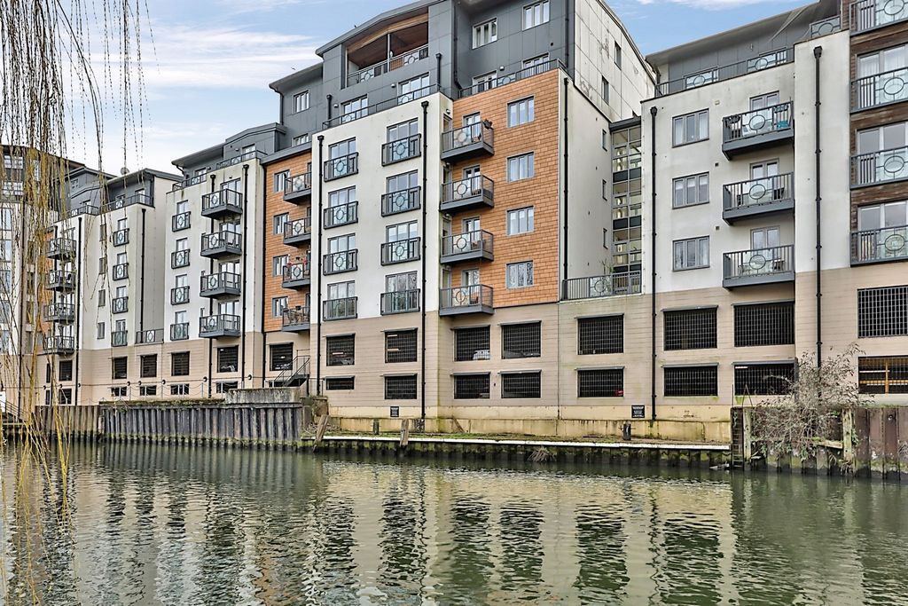 2 bed flat for saleKing Street, Norwich NR1
