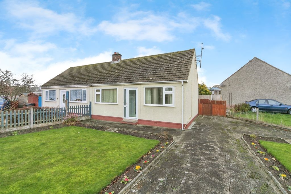 2 bed bungalow for saleY Glyn, Llandudno Junction, Conwy LL31