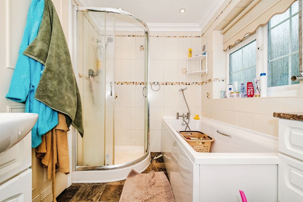 Additional image 20 of 5 bed detached house for saleManor Road, Lancing BN15