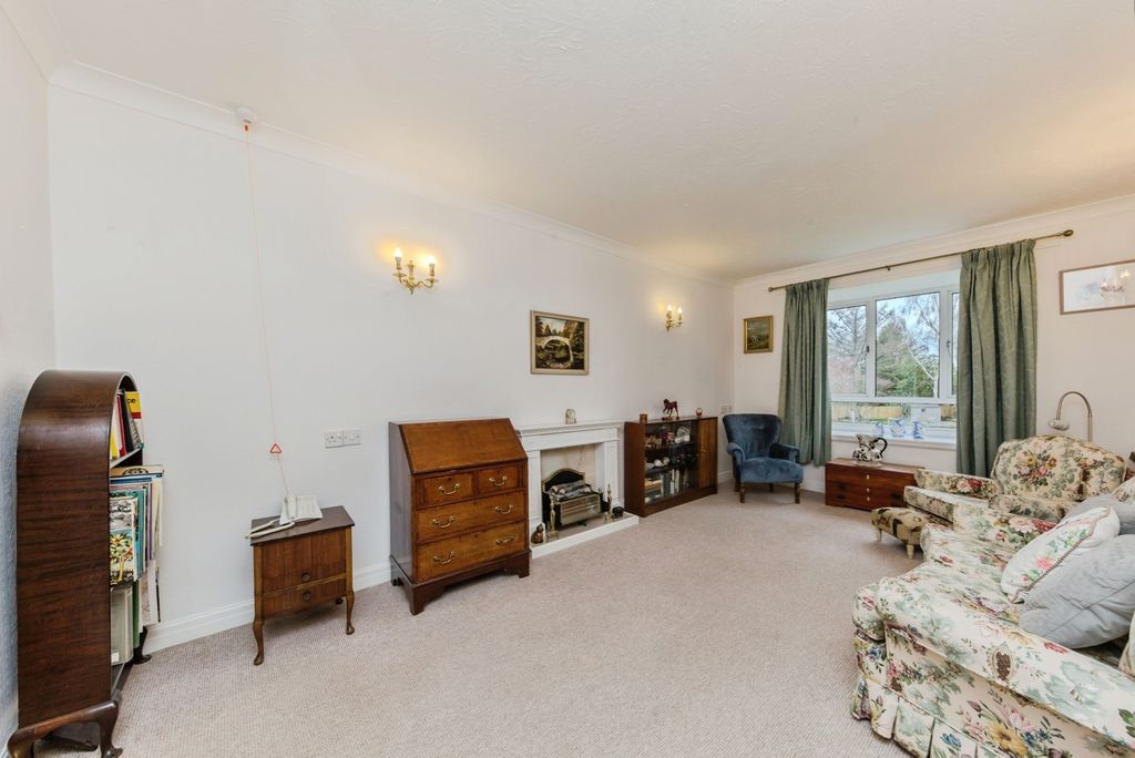 Additional image 3 of 1 bed flat for saleTabley Road, Knutsford, Cheshire WA16