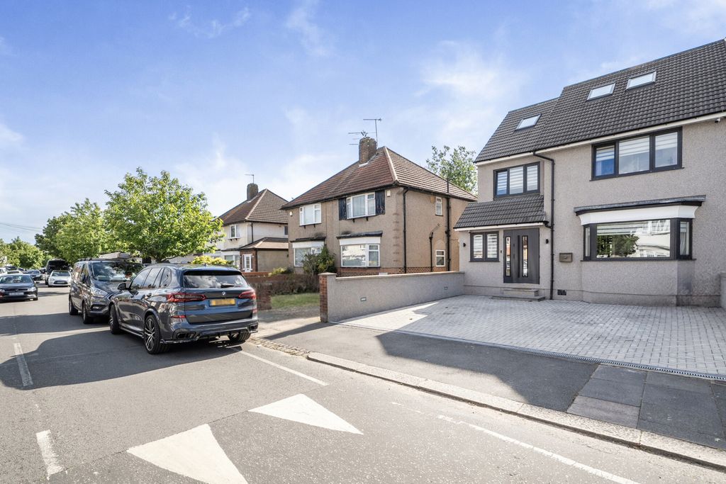 Additional image 15 of 6 bed semi-detached house for saleLaughton Road, Northolt UB5