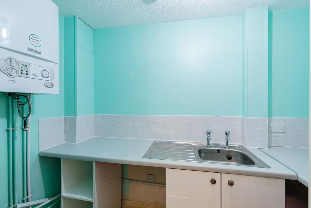 Additional image 6 of 2 bed flat for saleSunningdale Court, St. Annes, Lytham St. Annes FY8
