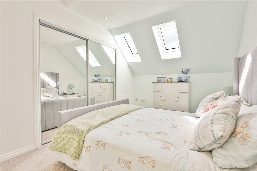 Additional image 21 of 4 bed semi-detached house for saleCleghorn Lea, Lanark ML11