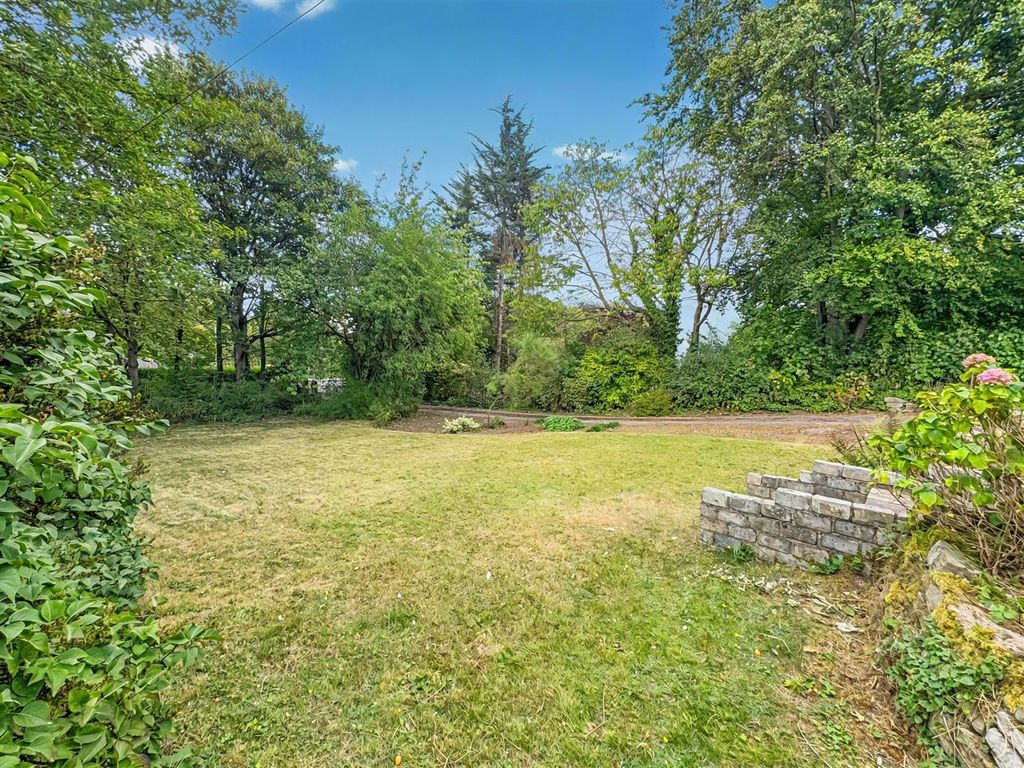 Additional image 30 of 3 bed detached bungalow for saleKnottingley Road, Pontefract WF8