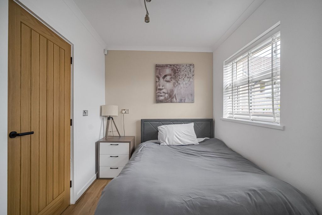 Additional image 16 of 4 bed semi-detached house for saleWhiterock Avenue, Pontypridd CF37