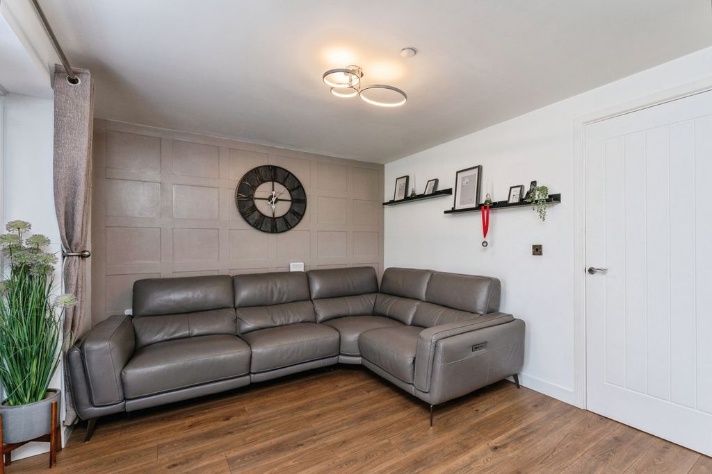 Additional image 11 of 3 bed detached house for saleLlys Carchar, Mold, Flintshire CH7