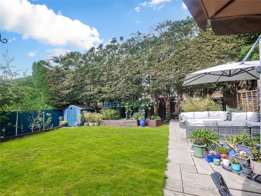 Additional image 3 of 4 bed detached house for saleSpringfield Close, Ongar, Essex CM5