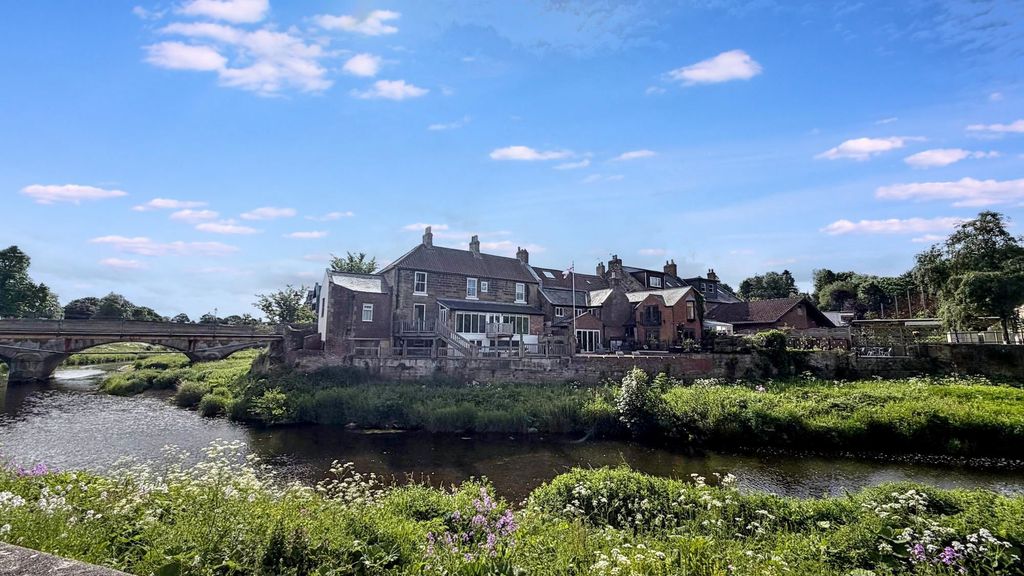 3 bed end terrace house for saleWansbeck Street, Morpeth NE61