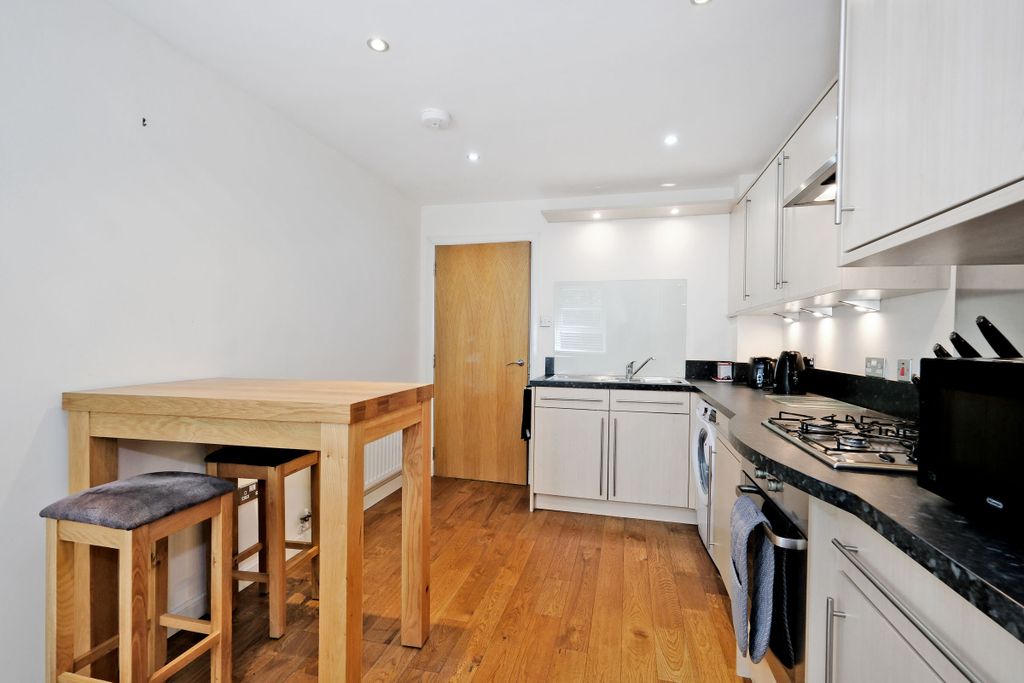 Additional image 19 of 2 bed flat for saleGreat Western Road, The City Centre, Aberdeen AB10