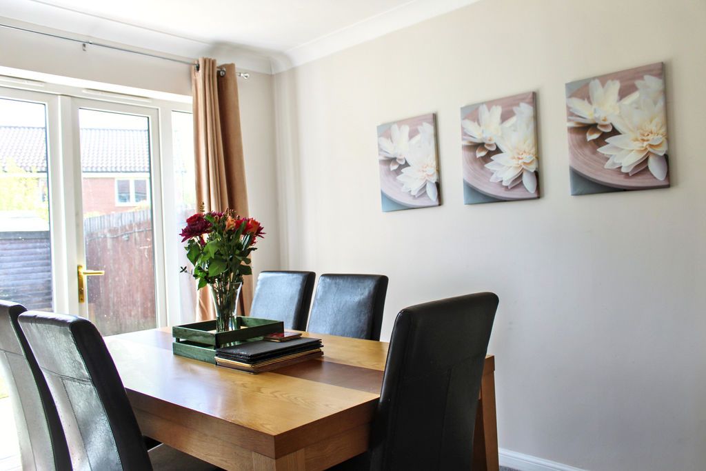 Additional image 5 of 4 bed detached house for sale16 Rankine Wynd, Tullibody FK10