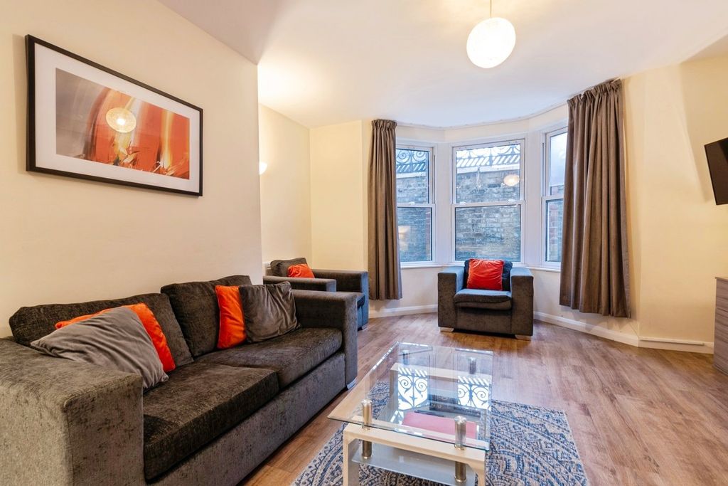 Additional image 3 of 1 bed flat for saleOld Station Road, Newmarket CB8