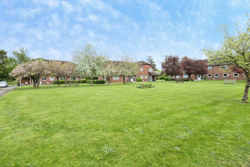 Additional image 2 of 2 bed flat for saleRuskin Court, Newport Pagnell MK16