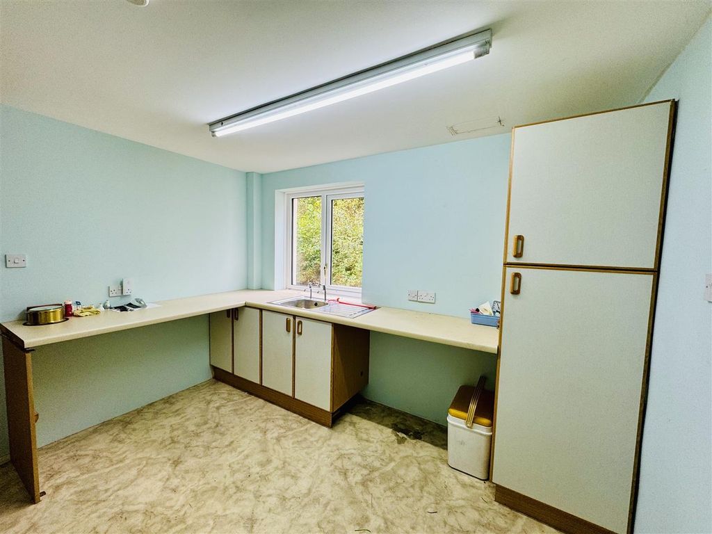 Additional image 27 of 4 bed detached house for saleGwynfe, Llangadog SA19