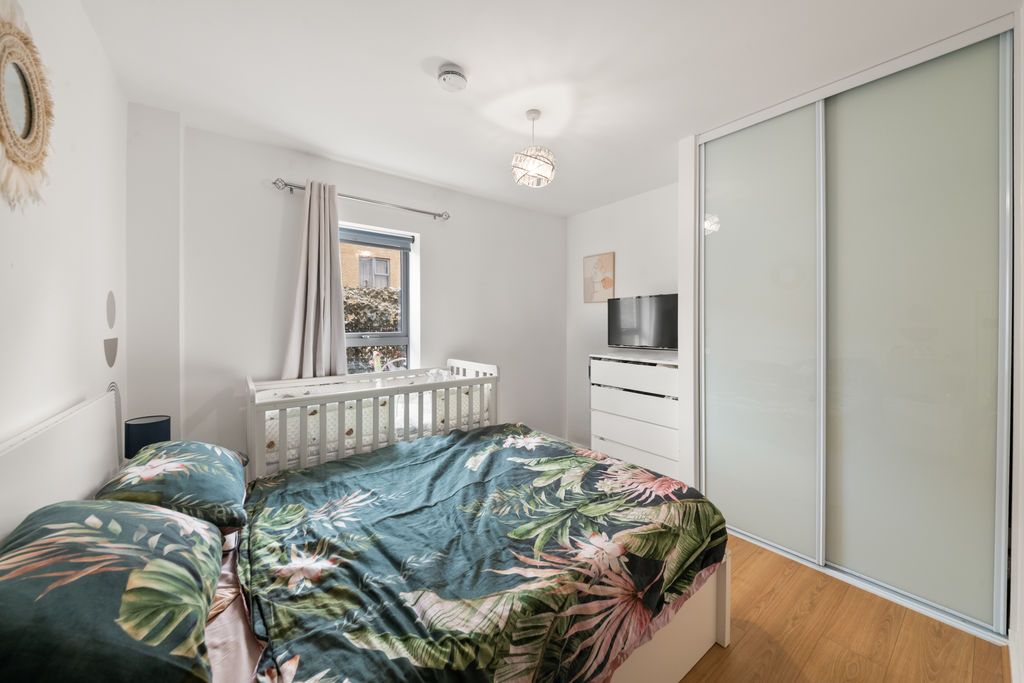 Additional image 5 of 2 bed flat for saleLarkspur Court, Rectory Park Avenue, Northolt UB5