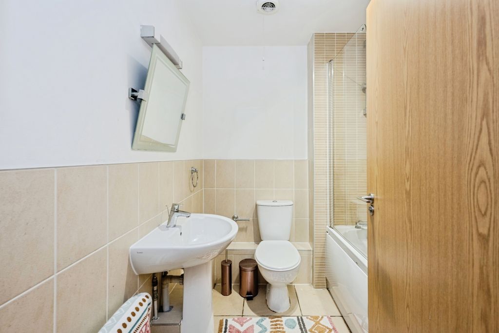 Additional image 12 of 1 bed flat for saleMeadow Bank, Llandarcy, Neath, Neath Port Talbot SA10