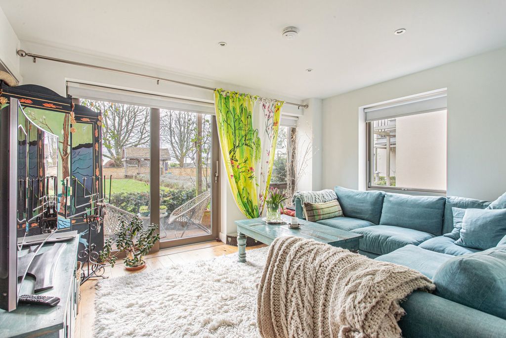 Additional image 2 of 1 bed flat for saleSteepleton Court, Tetbury GL8