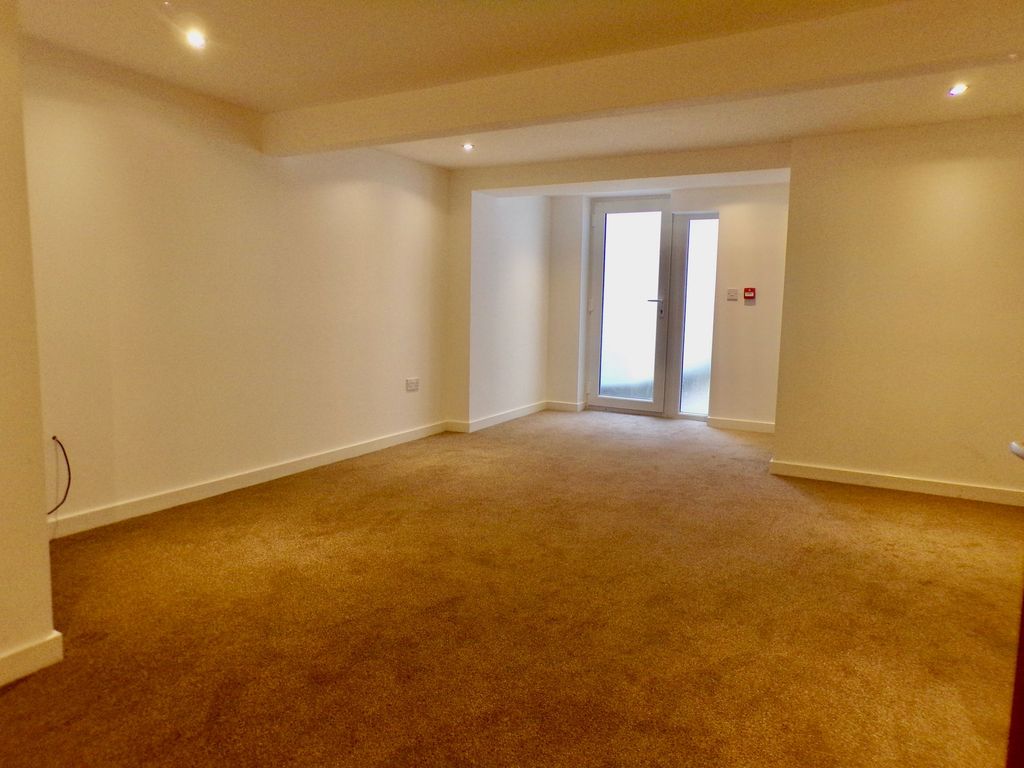 1 bed flat for saleCross Street, Preston PR1