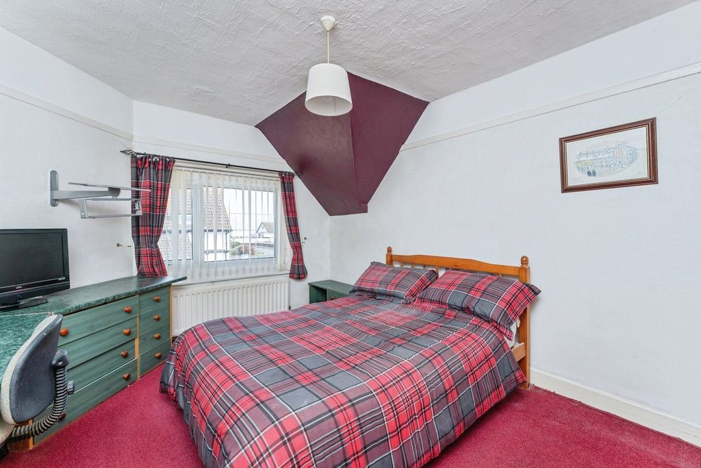 Additional image 12 of 4 bed detached house for saleThe Mall, Prestatyn LL19