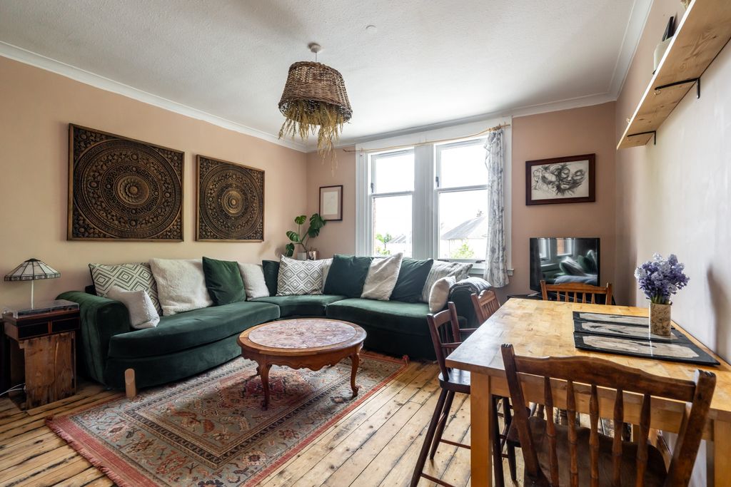 Additional image 2 of 2 bed flat for sale20 Eskview Crescent, Musselburgh EH21