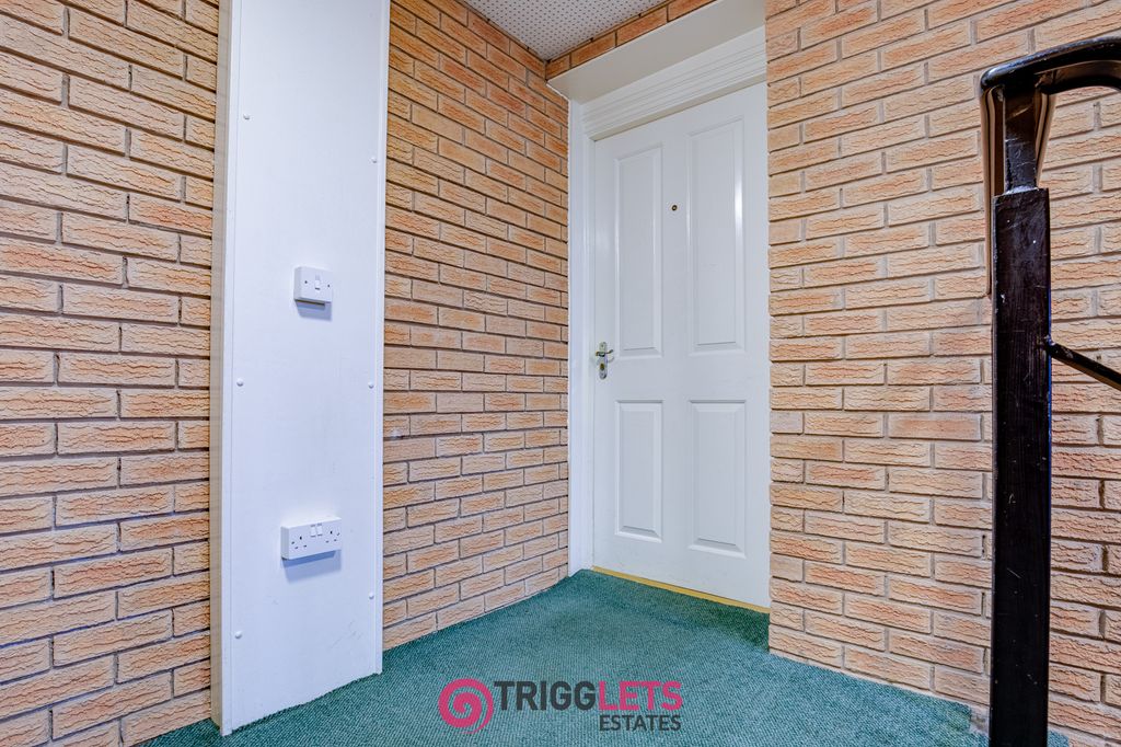 Additional image 18 of 2 bed flat for saleTownlands Close, Wombwell, Barnsley S73