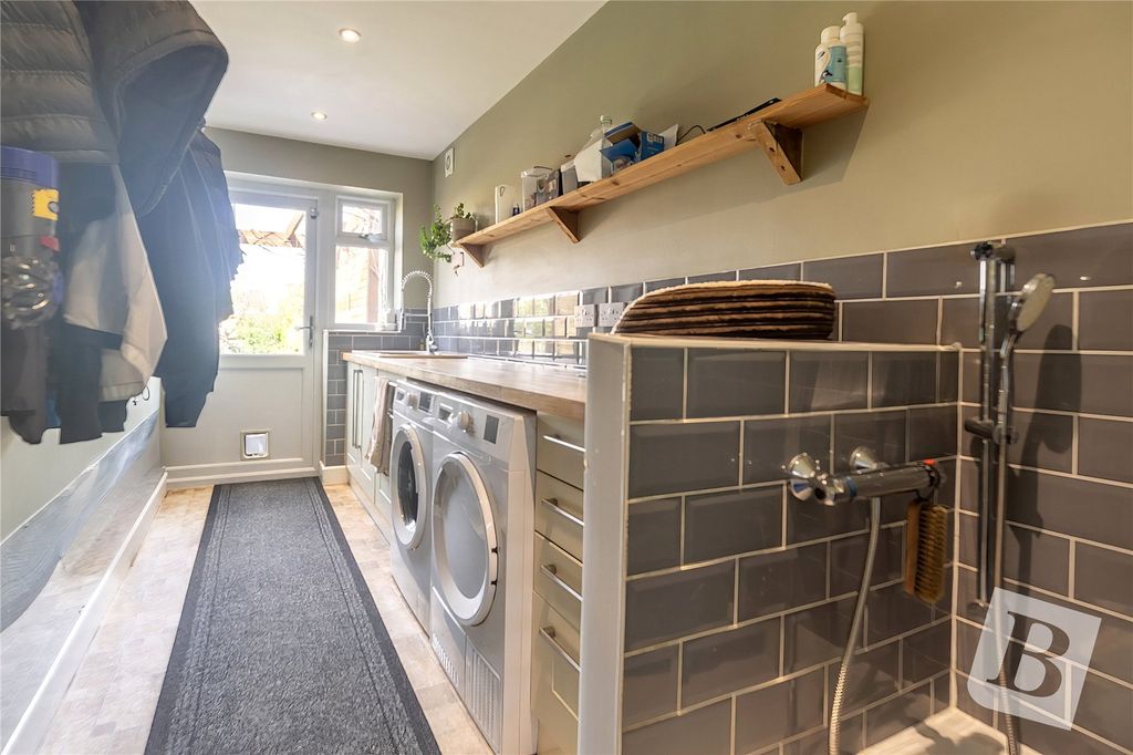 Additional image 24 of 5 bed semi-detached house for saleBrentwood Road, Ongar, Essex CM5
