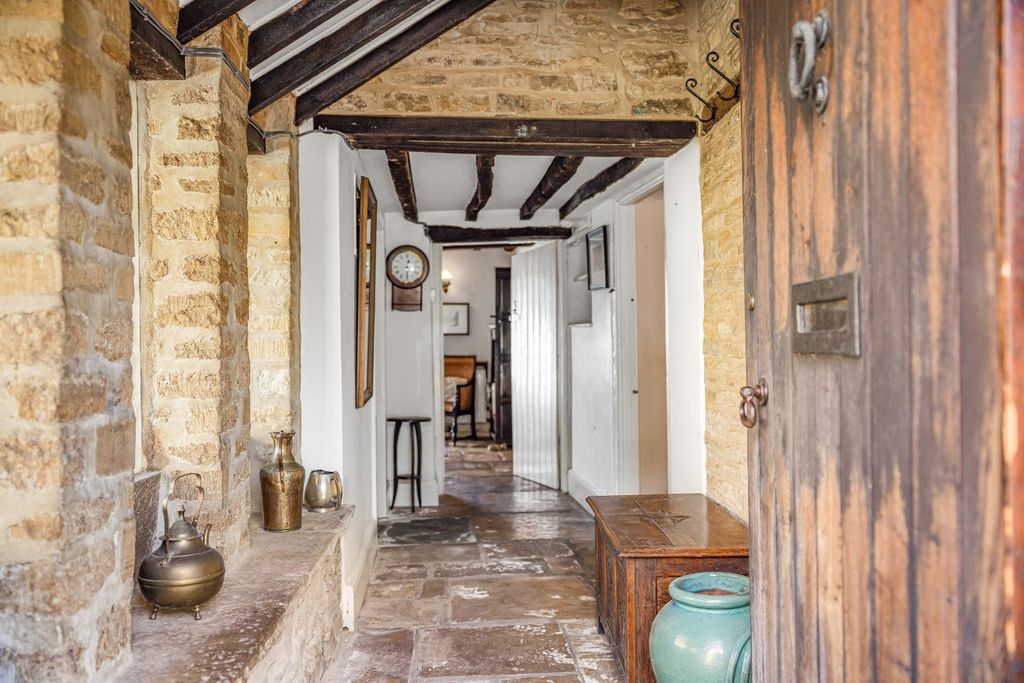 Additional image 7 of 5 bed detached house for saleDownington, Lechlade, Gloucestershire GL7